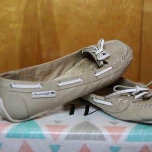 WOMEN'S AMERICAN EAGLE PAYLESS SLIP-ONS  SIZE 9.5